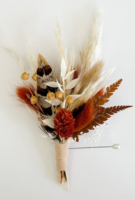 Pheasant Feather Centerpieces, Feather Centerpieces, Pheasant Feather, Feather Wedding, Wedding 2025, Pheasant Feathers, Turkey Feathers, Pheasant, Bud Vases