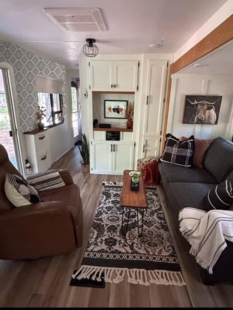 Trailer Home Interior Design, Western Home Decor Trailer, Western Travel Trailer Decor, Western Style Rv Makeover, Western Camper Decor, Western Camper Remodel Rustic, Western Camper Remodel, Fifth Wheel Remodel, Western Camper