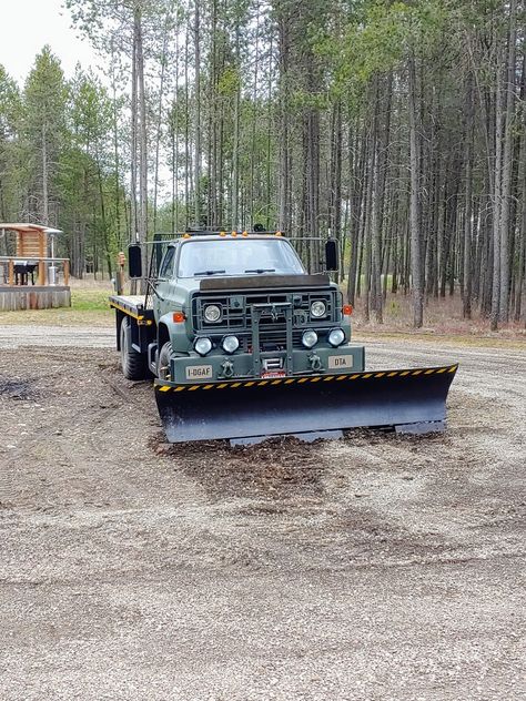 Rc Snow Plow, Chasing Cars Snow Patrol, Snowcat Vehicle, Snow Plow Truck, Snow Vehicles, Large Truck, Gear Art, Army Truck, Snow Plow