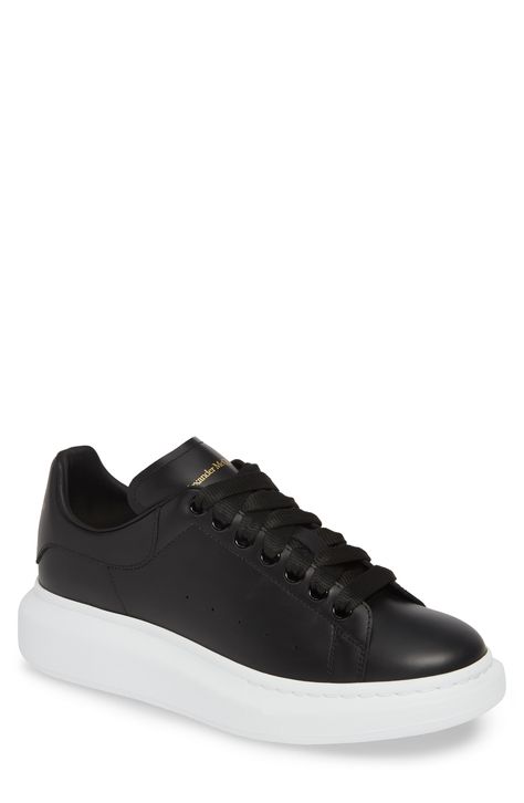 Alexander Shoes, Alexander Mcqueen Oversized Sneaker, Italian Sneakers, Alexander Mcqueen Sneakers, Mc Queen, Mens Designer Shoes, Sneaker Men, Prom Outfits, Shoe Game