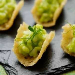 Canapes Catering, Cream Picture, Pea Risotto, The Politician, Canapes Recipes, Horseradish Cream, Fingerfood Party, Doner Kebab, Catering Food