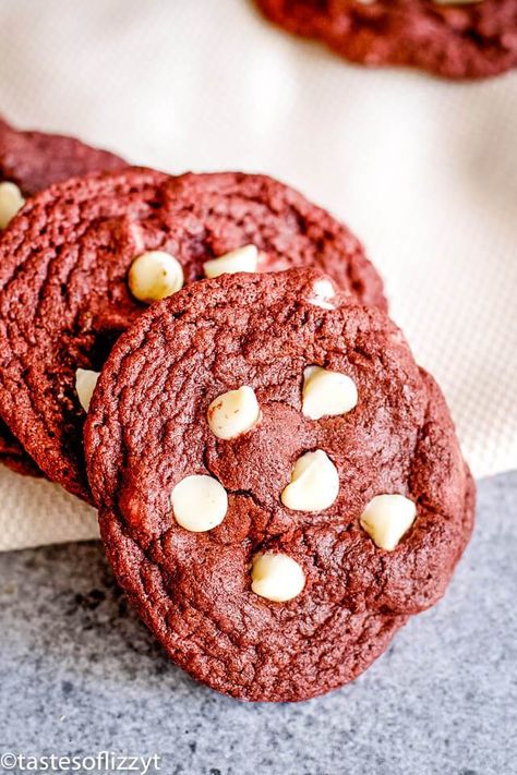 Red Velvet Cookies with White Chocolate Chips Recipe {Bisquick Cookies} Bisquick Cookies, Valentines Red Velvet, Fluffy Cookies, Red Velvet Cake Mix Cookies, Cookies White Chocolate, Sparkling Punch, Family Dessert Recipes, Velvet Recipes, Desserts With Chocolate Chips