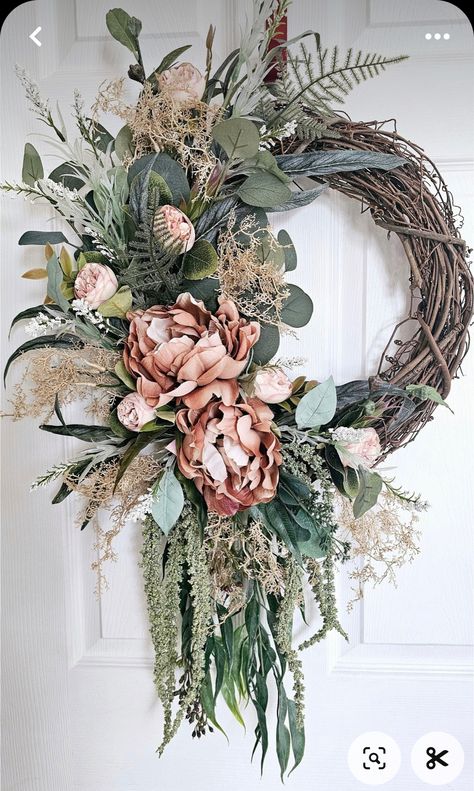 Trendy Wreaths Front Doors, Peonies And Eucalyptus, Unique Place Cards, Easy Thanksgiving Table Decor, Thanksgiving Table Decor Ideas, Fall Feast, Creative Centerpieces, Floral Door Wreaths, Boho Wreath