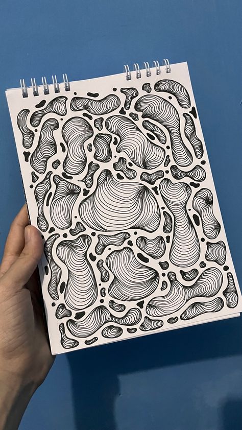 Doodle line art Line Pattern Drawing, How To Draw Line Art, Scribbled Art, Art Doodle Ideas, Digital Doodle Art, Doodles Lines, Line Art Doodles, Zendoodle Patterns, Line Pattern Art