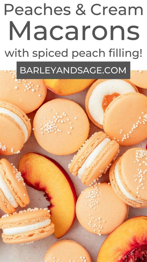 Peaches And Cream Recipe, Cream Macarons, French Macaroon Recipes, Macaron Recipes, Ideas Cocina, Macaroon Cookies, Stabilized Whipped Cream, Peach Recipes, Macaron Flavors