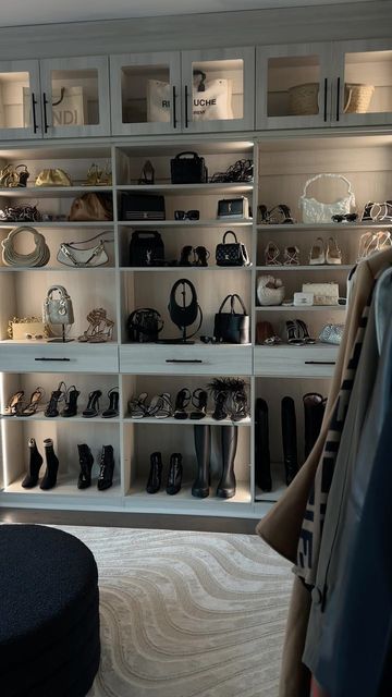 Dream Closet Design, Luxury Closets Design, Wardrobe Room, Closet Decor, Closet Room, Glam Room, Luxury Lifestyle Dreams, Closet Goals, January 11