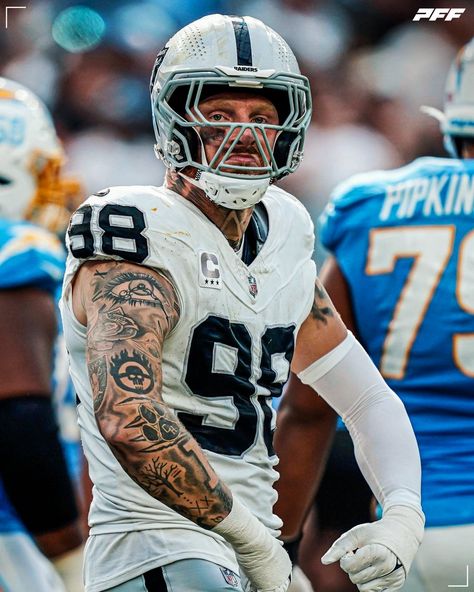 PFF on X Max Crosby, Raiders Tattoos, Maxx Crosby, Raiders Players, Oakland Raiders Football, Nfl Photos, Raiders Football, Raiders Fans, Raider Nation