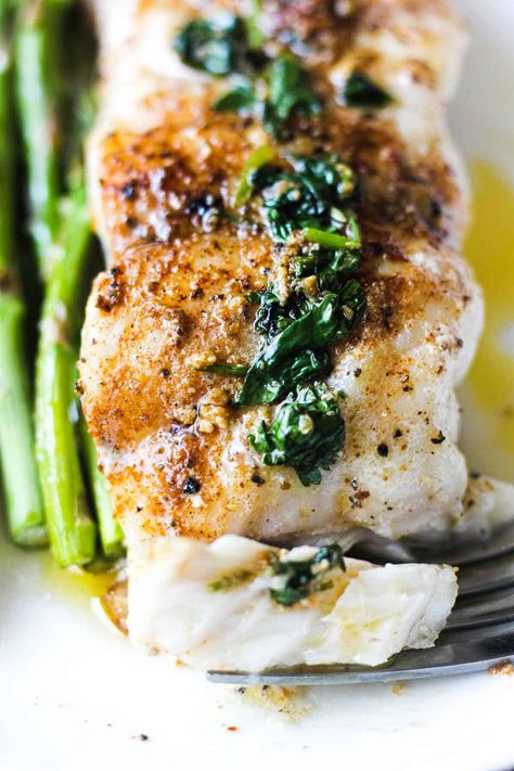 Pan seared grouper with lemon butter Healthy Grouper Fish Recipes, Grouper Dinner Ideas, Frozen Grouper Recipes, Snowy Grouper Recipe, Grouper Fillet Recipe, Caribbean Grouper Recipe, How To Cook Grouper, Fresh Grouper Recipes, Broiled Grouper Recipes