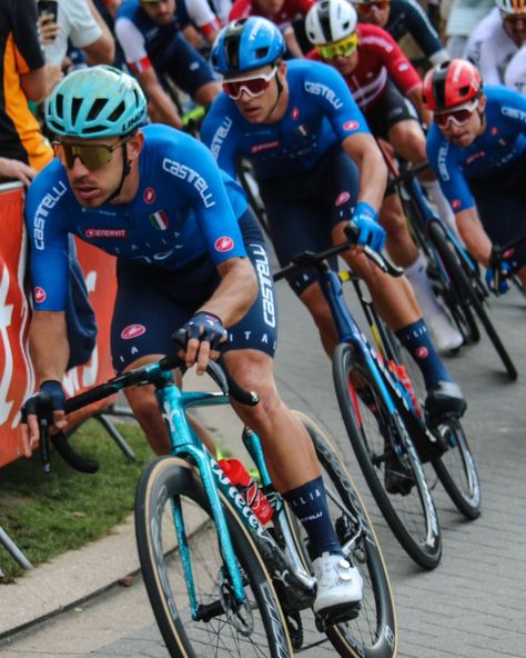 Some impressions of the European Championships Men's Elite race seen from the cobbles of the Printhagendreef, the Zammelenberg and Hasselt🇧🇪🇪🇺 #europeanchampionship #hasselt #limburg #belgium #vlaanderen #cyclingpics #procycling #nature #cyclisme #wielrennen #cobbles #climb #cyclingphotography #cycling #sjaviepictures Cycling Photography, European Championships, Pro Cycling, Belgium, Cycling, Sports, Nature