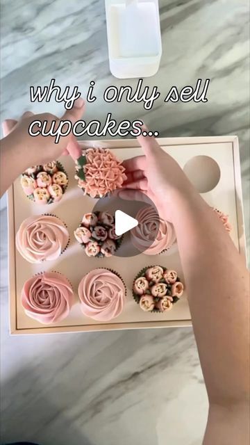 Rachel Martin on Instagram: "Why cupcakes? Because each one is a little masterpiece. 🍰✨ I specialize in cupcakes because I love their shape and aesthetics—they’re like edible sculptures. Every bite is art. #CupcakeArt #cupcakesofinstagram #cupcakedecorating #cakedecorating #customcupcakes #mycupcakeaddiction" Cupcake Tutorial, Fall Cupcakes, Fancy Cupcakes, Edible Cupcake Toppers, Cupcake Art, Custom Cupcakes, Cupcakes Decoration, Cupcake Toppers, Frosting