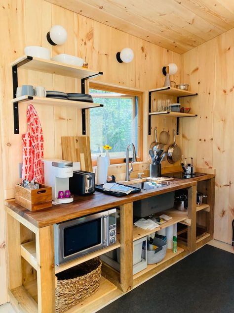 Timber Frame Tiny House, House In Maine, Rv Redo, Pine Cabin, Tiny House Vacation, Cottage Tiny House, Studio Cabin, Diy Cabin, Shed Interior