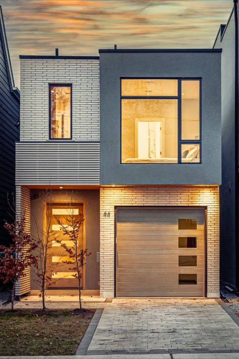 Modern Dwelling Exterior in Toronto Loft Exterior, Townhouse Exterior, Tiny House Village, Modern Townhouse, Contemporary House Exterior, Duplex Design, Modern Contemporary Homes, Modern Condo, Townhouse Designs