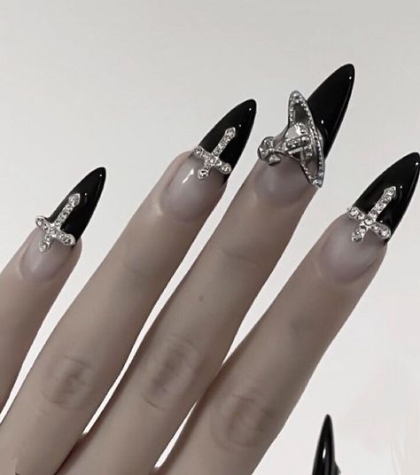 Nail Vinyls, Goth Nails, Grunge Nails, Really Cute Nails, Nails 2021, Long Acrylic, Almond Shape, Design Nail, Fall Nail