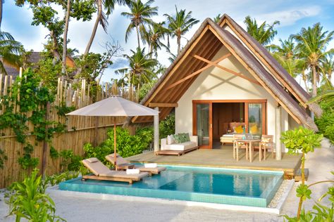 Chirala Beach, Private Villa Design, Tropical Cabin, Beach Resort Design, Hotel Video, Resort Design Plan, Resort Ideas, Kleiner Pool Design, Bali Style Home