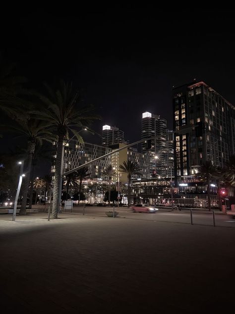 San Diego Wallpaper, San Diego At Night, Spidey Sona, San Diego Aesthetic, San Diego Downtown, San Diego City, Aesthetic Feed, Downtown San Diego, Dark City