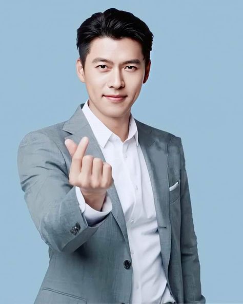 HYUN BIN on Instagram: “My soul my heart ❤ . . #withhyunbin #hyunbin #hyunbinactor #kimtaepyung #rijunghyuk #actor #koreaactor #korea_actor #kdrama…” Actor Kdrama, Korea Actor, Woo Bin, Kim Woo Bin, Hyun Bin, Bae Suzy, Lee Jong Suk, Korean Artist, Kdrama Actors