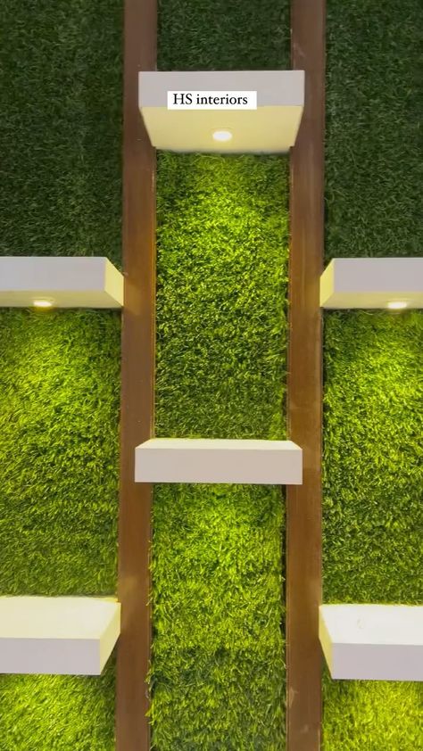 Grass Design On Wall, Main Entrance Wall Decor Ideas, Saloon Wall Design, Artificial Grass Wall Interior, Grass Wall Design Interior, Grass Wall Interior, Artificial Grass On Wall, Green Grass Wall Decor, Wall Artefacts