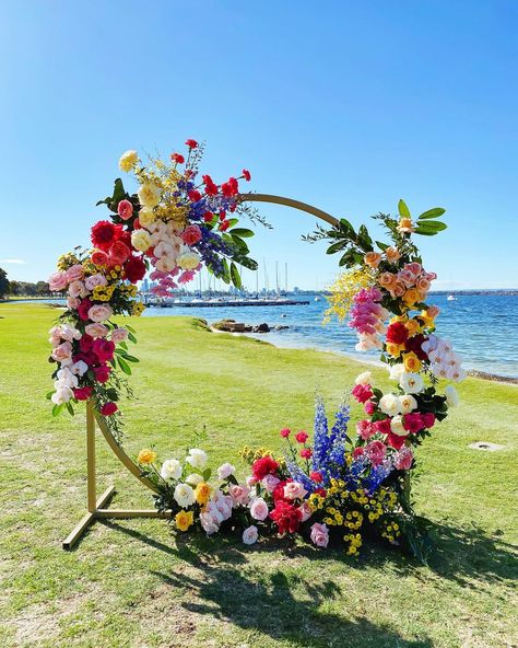 Ａｎｎａｌｉｅｓｅ Ｍａｆｆｅｓｃｉｏｎｉ on Instagram: “Love a circle backdrop when the natural backdrop is a winner! For Phebe + Sheamus @nedlandsyachtclub Celebrant extraordinaire…” Bridal Shower Chocolate, Wedding Decorations Diy Centerpiece, Pastel Wedding Theme, Circle Backdrop, Flower Backdrop Wedding, Wedding Arch Flowers, Wedding Ceremony Backdrop, Future Wedding Plans, Pastel Wedding