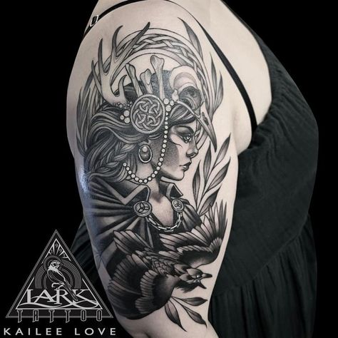 Lark Tattoo, Celtic Tattoos For Men, Pagan Tattoo, Valkyrie Tattoo, Tarot Tattoo, Irish Tattoos, Queen Tattoo, Celtic Tattoo, Crow Tattoo