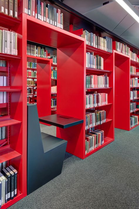 Library Architecture Concept Ideas, Small School Library, Small School Library Design, Small Library Design, Dynamic Shelving Library, University Library Design, Modern School Library Design, Dynamic Shelving School Library, Small Library