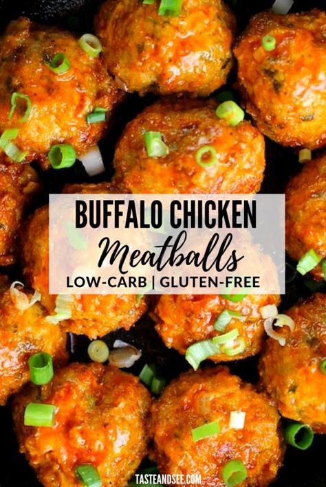 Chicken Meatballs Healthy, Healthy Buffalo Chicken Dip, Easy Buffalo Chicken, Buffalo Chicken Meatballs, Dinner Favorites, Chicken Meatball Recipes, Low Carb Meatballs, Blue Cheese Sauce, Crock Pot Meatballs