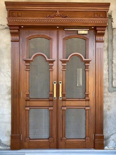 Main Wood Door Design Entrance, Main Door Mesh Design, Main Gate Wooden Design, Wooden Gate Design Entrance Wood Doors, Home Main Door Design Entrance Wooden, Wooden Jaali Door, Wire Mesh Door Design Wooden, Wood Door Design Entrance, Jaali Door Design Wooden Double