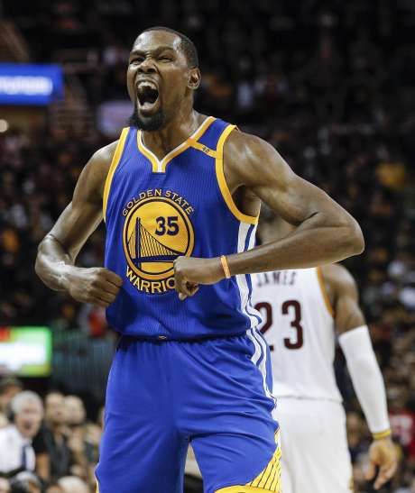 Golden State Warriors' Kevin Durant reacts in the fourth quarter during Game 3 of the 2017 NBA Finals at Quicken Loans Arena on Wednesday, June 7, 2017 in Cleveland, Ohio Photo: Carlos Avila Gonzalez, The Chronicle Kevin Durant Golden State Warriors, Iconic Nba Photos, Kevin Durant Warriors, Nba Kevin Durant, Durant Nba, Golden State Warriors Basketball, In Five Years, Warriors Basketball, Painting References