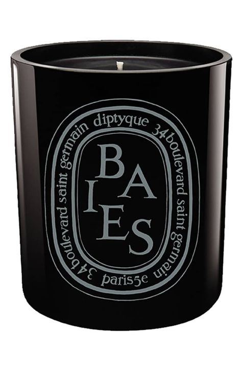 Baies Candle, Diptyque Decor, Diptyque Candles, Floral Candle, Cool Coffee Tables, Candle Flames, Black Candles, Pink Bedding, Kwanzaa