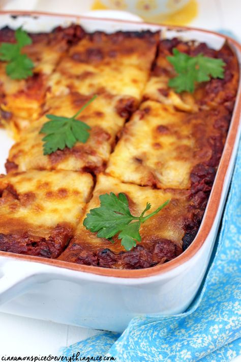 Hot Sausage & Sweet Potato Lasagna #dinnerrecipes Sweet Potato Lasagna, Sausage And Sweet Potato, Blueberry Cream Cheese Pie, Sausage Sweet Potato, Potato Lasagna, Cream Cheese Pie, Lasagna Noodles, Lasagna Pan, Classic Lasagna