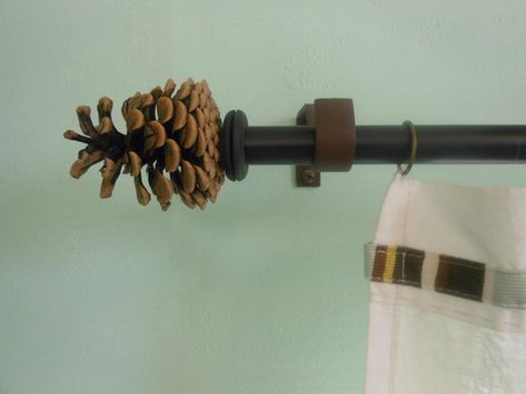 Make Your Own Curtain Rod Finials using pinecones. (What else could I use?) Curtain Rod Finials, Cabin Curtains, Curtain Finials, Wood Curtain Rods, Diy Curtain Rods, Finials For Curtain Rods, Unique Curtains, Wood Curtain, Curtain Styles