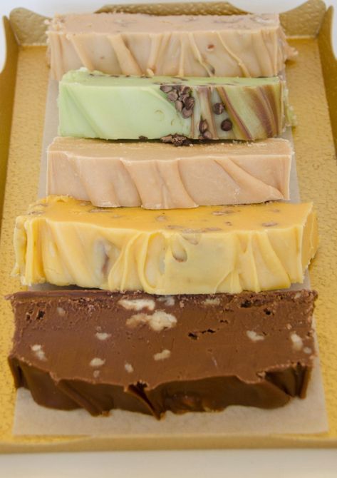 mackinac island fudge Mackinaw Island Fudge, Mackinaw Island Fudge Recipe, Mackinac Island Fudge Recipe, Island Bucket List, Mackinac Island Fudge, Mackinaw Island, Fudge Shop, Saltwater Taffy, Michigan Food