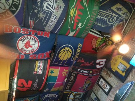 Man cave idea: Team flags on the ceiling Flag On Ceiling Bedroom, Aesthetic Flags For Room, Flags On Ceiling Bedroom, Flags On Ceiling, Flag On Ceiling, College Boy Room, Trey Ceilings, Ceiling Covering, Angled Ceiling