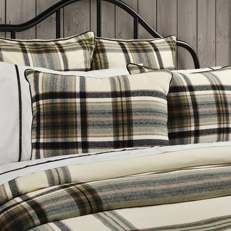 Bed Pillow Sizes, Plaid Accessories, Plaid Comforter, Plaid Bedding, Luxurious Bedding, Queens New York, King Comforter Sets, King Pillows, Cotton Comforters