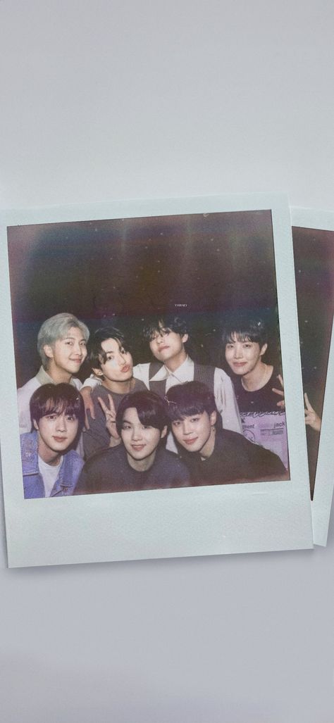 Bts Polaroid, Bts Backgrounds, Bts Group Photos, Bts Wallpaper Lyrics, Polaroid Photos, Photoshoot Bts, First Love Bts, Bts Aesthetic Pictures, Kim Taehyung Wallpaper