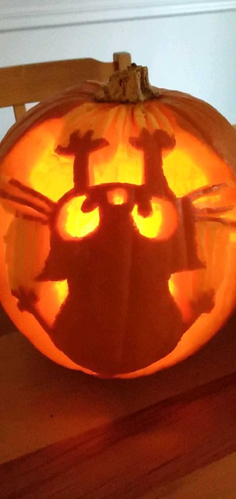 Pumpkin Ideas Scary Easy, Pumkin Carvings Easy, Garfield Pumpkin Carving Ideas, Pumpkin Carving Ideas Ratatouille, Pumpking Carving Funny, Pumpkin Carving Ideas Garfield, Vet Pumpkin Carving Ideas, Cat Punkin Carving Ideas, Pumpkin Carving Ideas Scooby Doo