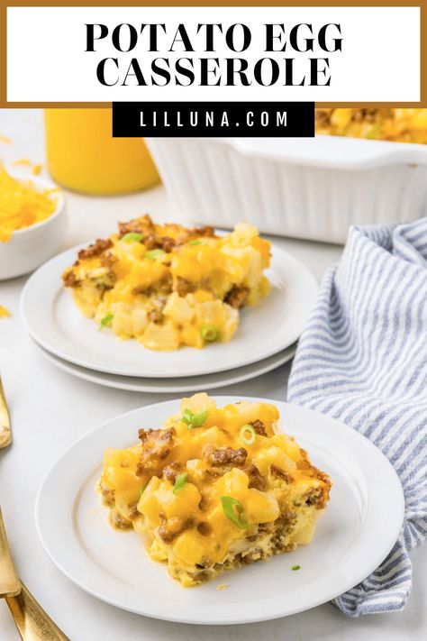 Easily feed a crowd with this 5-minute prep egg and potato casserole - a breakfast favorite and the perfect make-ahead meal! #breakfastcasserole #breakfast #potatoes #casserole Potatoes Obrien Casserole Breakfast, Breakfast Potatoes Casserole, Egg And Potato Casserole, Cheesy Breakfast Potatoes, Potato Egg Bake, Potato Egg Casserole, Potato And Egg Breakfast, Egg And Potato, Egg Bake Casserole