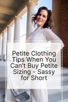 Best Shorts For Petite Women, Petite Over 40 Outfits, Petite Fashion Dresses, Short Women Fashion Petite, Style For Short Women Outfits, Outfits For Petite Curvy Women, Fashion For Short Women Petite Style, Curvy Petite Fashion Over 40, Petite Outfits Casual Street Styles