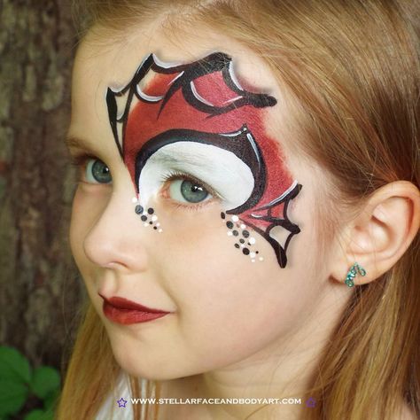 Spider-Man inspired face painting. Spider Man Face Paint, Superhero Face Painting, Eye Face Painting, Face Painting For Boys, Ideas For Painting, Girl Face Painting, Painting Face, Face Painting Tutorials, Spiderman Face