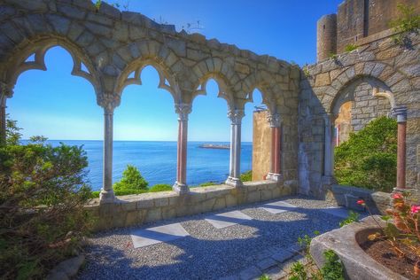 Hammond Castle, Gloucester, MA ~ A wedding by the water in a castle, what more could you want?! Hammond Castle, Massachusetts Travel, New England Road Trip, New England Travel, Gloucester, England Travel, Magical Places, Beautiful Places To Visit, Most Beautiful Places