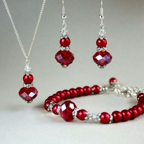 Red Beaded Bracelet, Crystals Necklace, Costume Jewelry Sets, Beaded Earrings Diy, Beaded Jewlery, Kraf Diy, Homemade Jewelry, Handmade Wire Jewelry, Handmade Beaded Jewelry