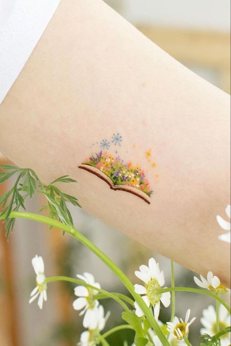 Colourful Tattoo Ideas, Colorful Tattoo Ideas, Colourful Tattoo, Small Colorful Tattoos, Colorful Tattoo, Tatuaje A Color, Book Tattoo, Dainty Tattoos, Dream Tattoos