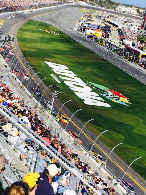 Of course Florida is home to the one and only Daytona 500 Nascar Race annualy at Daytona Beach #FL Daytona Florida, Daytona Speedway, Daytona Nascar, Nascar Track, Nascar Daytona, Daytona Race Track, Daytona Beach Florida, Nascar Race Tracks, Nascar Daytona 500