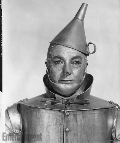 The Wizard of Oz | Jack Haley was the last one to join the cast. He replaced Buddy Ebsen two weeks into filming after the original Tin Man fell ill Tinman Costume, Winged Monkeys, Steampunk Movies, Jack Haley, Wizard Of Oz Characters, Buddy Ebsen, Wizard Of Oz Movie, Wizard Of Oz 1939, Land Of Oz