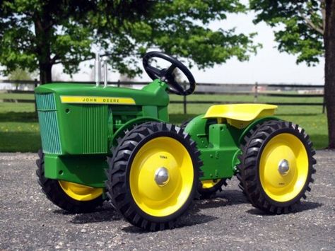 John Deere 4WD pedal tractor John Deere Decals, Peddle Car, John Deere Toys, Toy Pedal Cars, Pedal Tractor, Homemade Tractor, Small Tractors, John Deere Equipment, Cycle Car