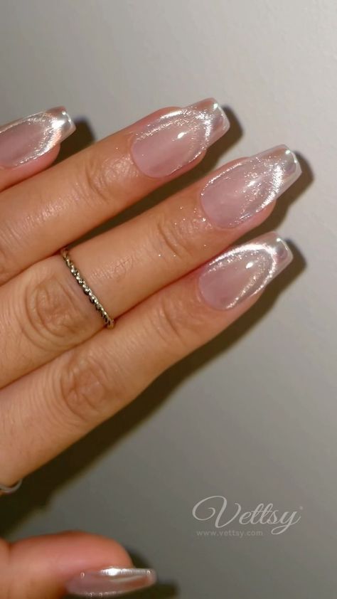 Cat Eye Nails Clear, Cat Eye Gel French Tip, Pretty And Simple Nails, Glassy Cat Eye Nail, Pink And White Cat Eye Nails, Cateye Nails French Tips, Cat Eye With French Tip Nails, Acrylic Cat Eye Nails, White Cat Eye French Tip Nails