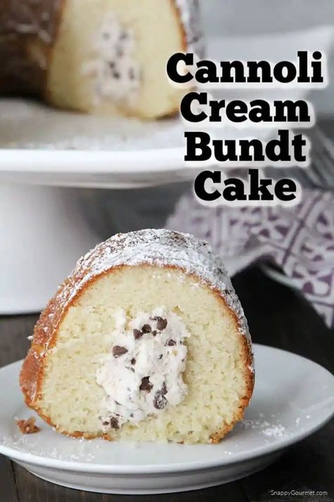 Yellow Bundt Cake, Cannoli Recipes, Stuffed Cupcakes, Ricotta Cake Recipes, Bundt Pan Recipes, Cannoli Recipe, Cannoli Cream, Bundt Cake Recipes, Homemade Recipes Dessert