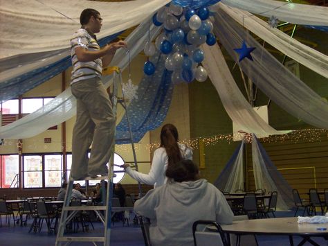 winter wonderland dance decorations - Google Search Homecoming Dance Decorations, School Dance Decorations, Winter Wonderland Ball, School Dance Themes, School Dance Ideas, Middle School Dance, 8th Grade Dance, Dance Marathon, Dance Decorations