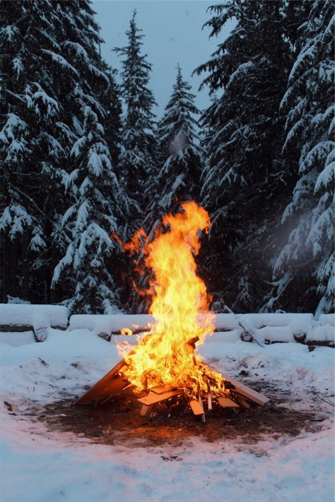 Fire In Snow, Travelling Inspiration, Fashion Major, Winter Fire, Baby Ads, The Long Dark, Whistler Canada, Whistler Bc, Nature Camping