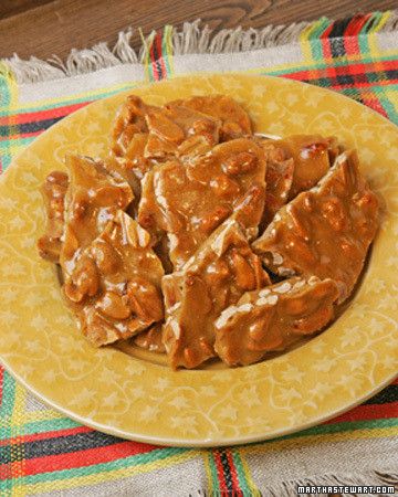 This recipe has been adapted from Martha Stewart Living, October 1996. Nut Brittle, Candy Fudge, Peanut Brittle Recipe, Brittle Recipes, Martha Stewart Recipes, English Toffee, Peanut Brittle, Homemade Candies, Sweet Delights