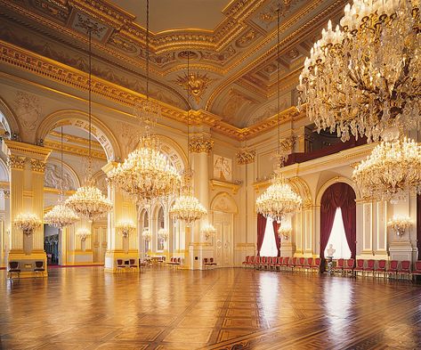 Empire Style reception room, Royal Palace of Brussels, Belgium. (and look at all those chandeliers.) Palace Interior, Castles Interior, Empire Style, Royal Palace, Reception Rooms, Versailles, Brussels, Ballroom, Kale